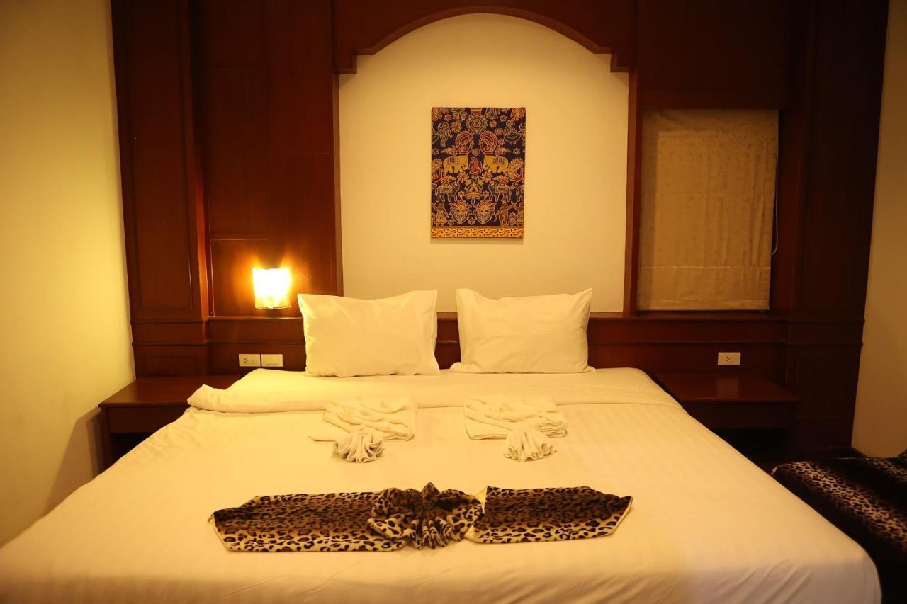 New Forest Patong Bagian luar foto