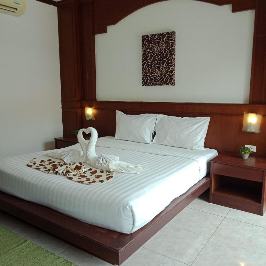 New Forest Patong Bagian luar foto