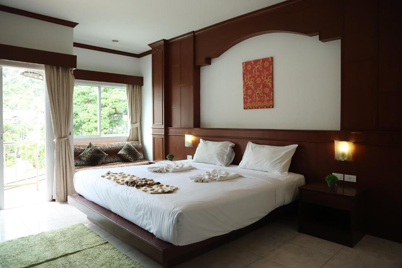New Forest Patong Bagian luar foto