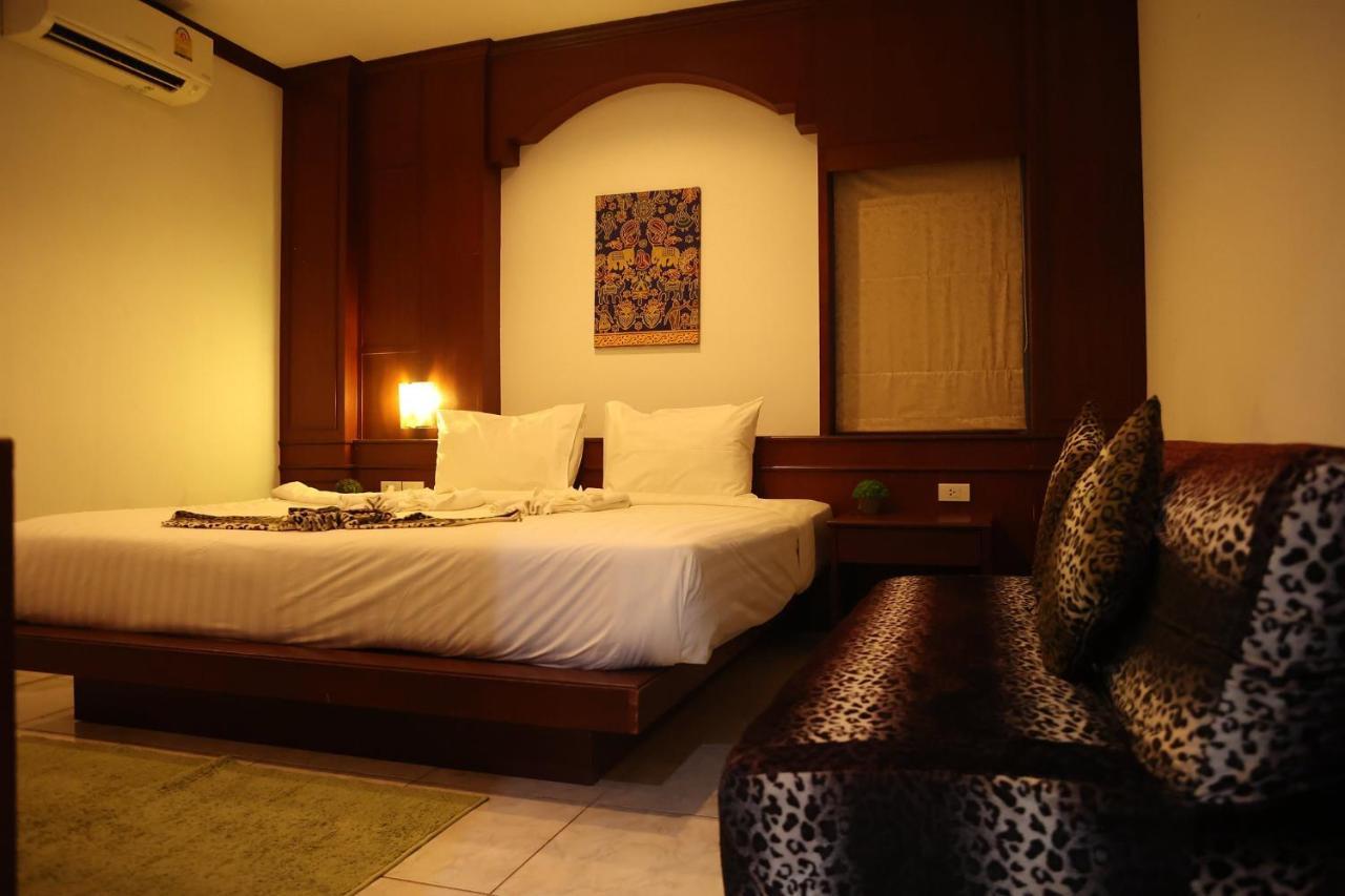 New Forest Patong Bagian luar foto