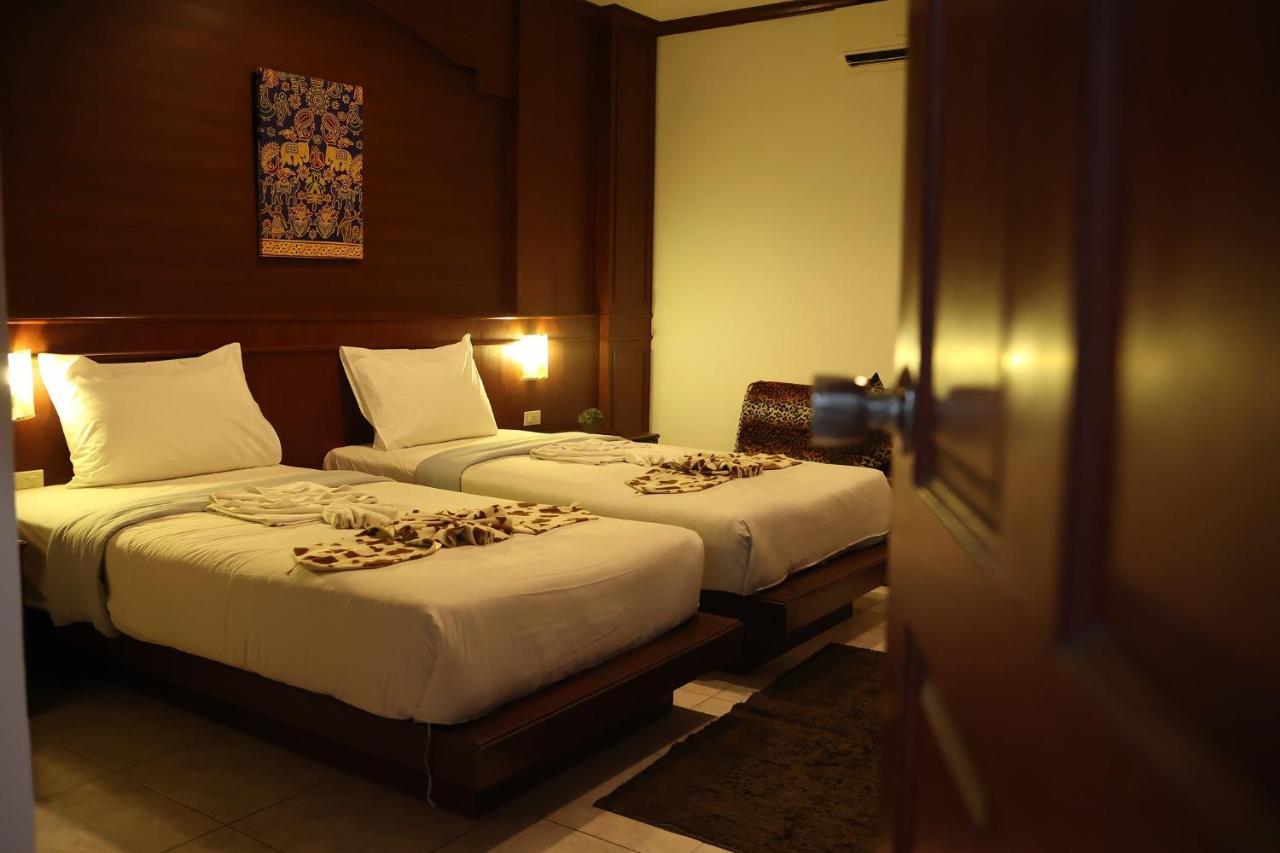 New Forest Patong Bagian luar foto
