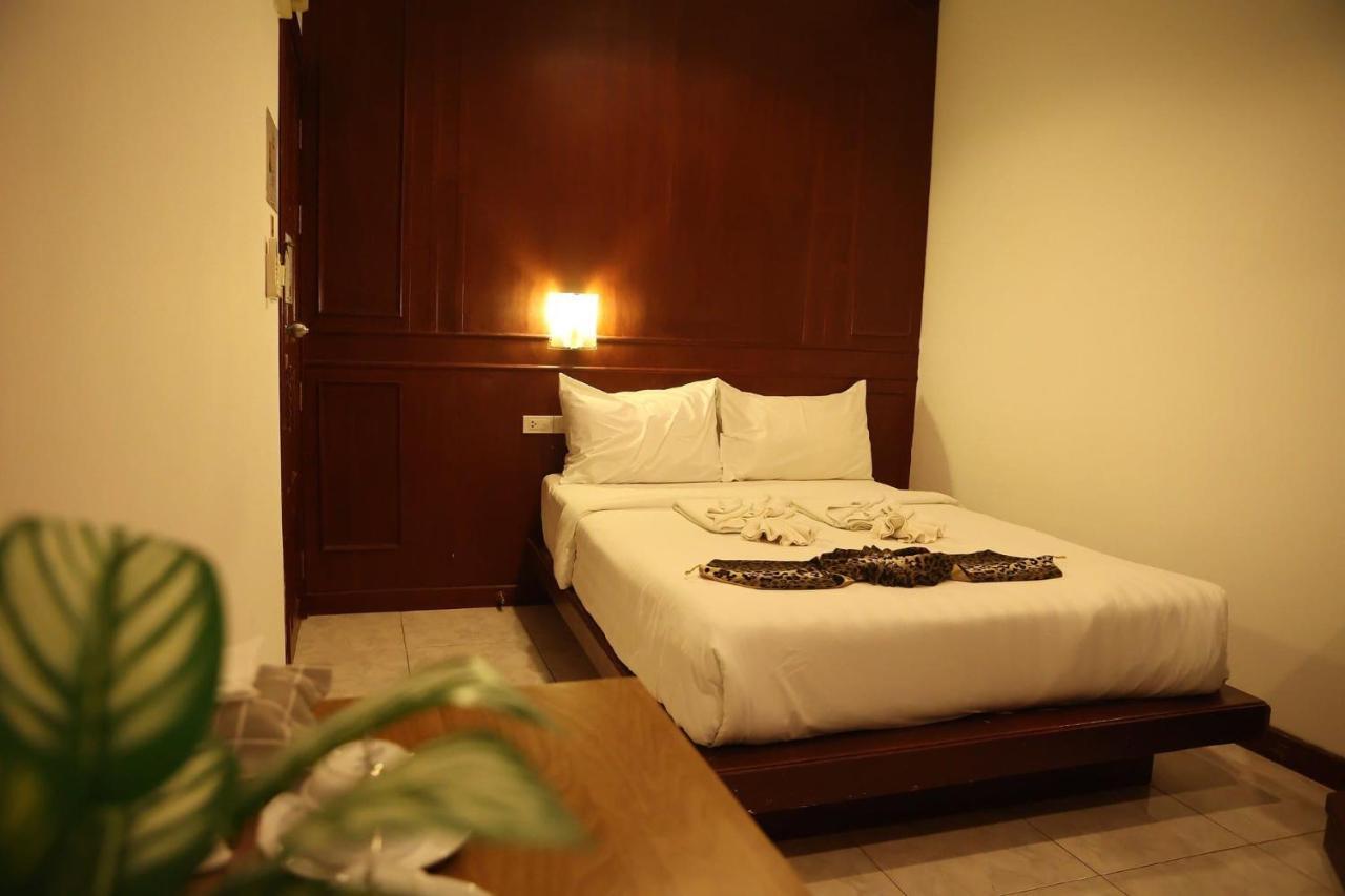 New Forest Patong Bagian luar foto